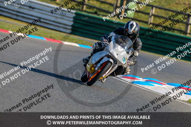 PJM Wedding Photography;enduro digital images;event digital images;eventdigitalimages;mallory park;mallory park photographs;mallory park trackday;mallory park trackday photographs;no limits trackdays;peter wileman photography;racing digital images;trackday digital images;trackday photos